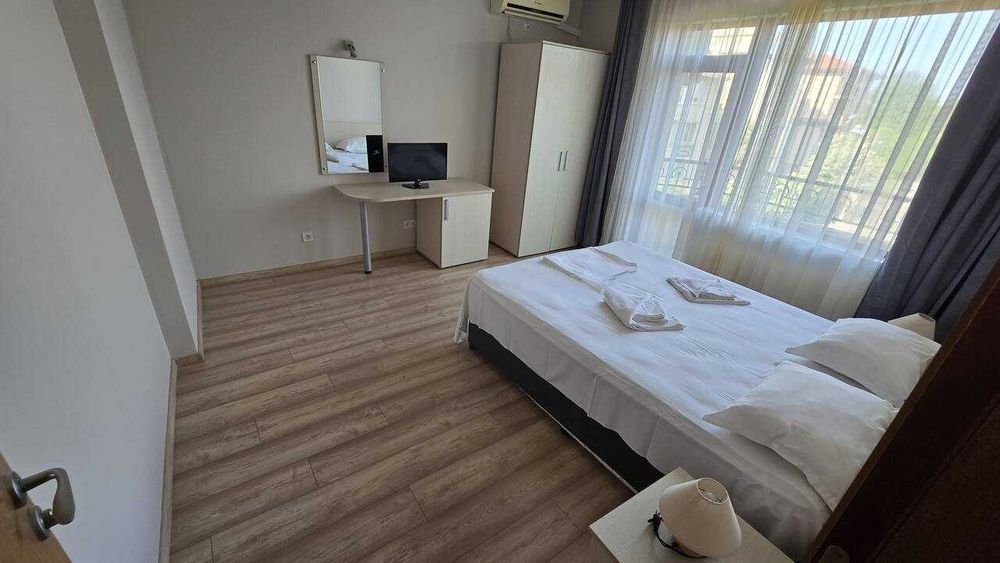 Продава се Хотел в Приморско - 1180 кв.м за 932 €/кв.м - Снимка #2