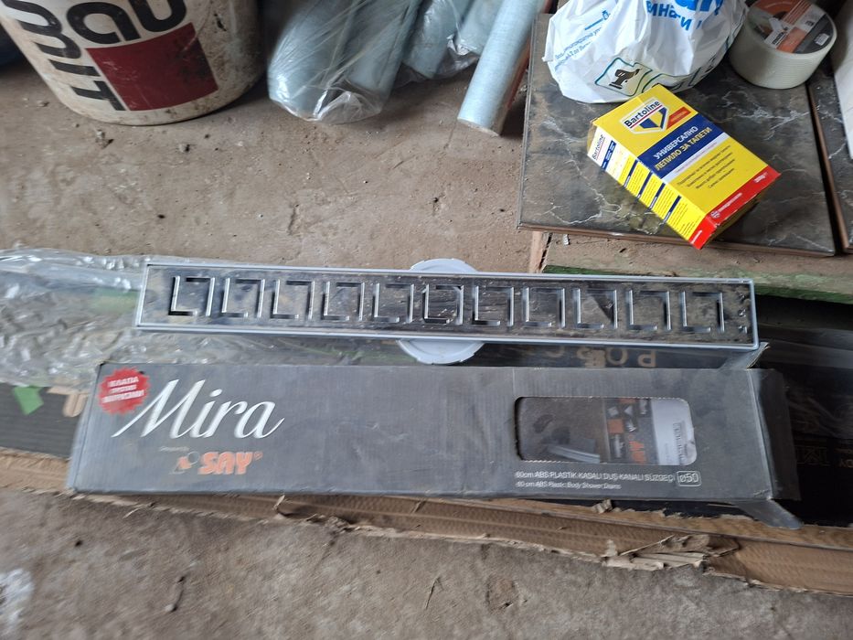 Линеен сифон MIRA 60 см решетка Версаче