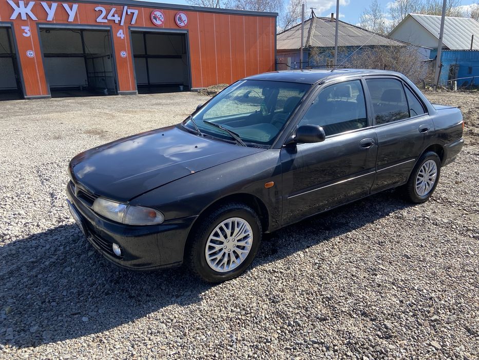 Продам лансер в отс 1995год