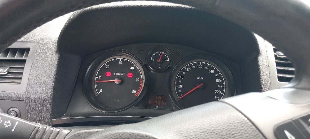 Opel zafira b 1.9 cdti