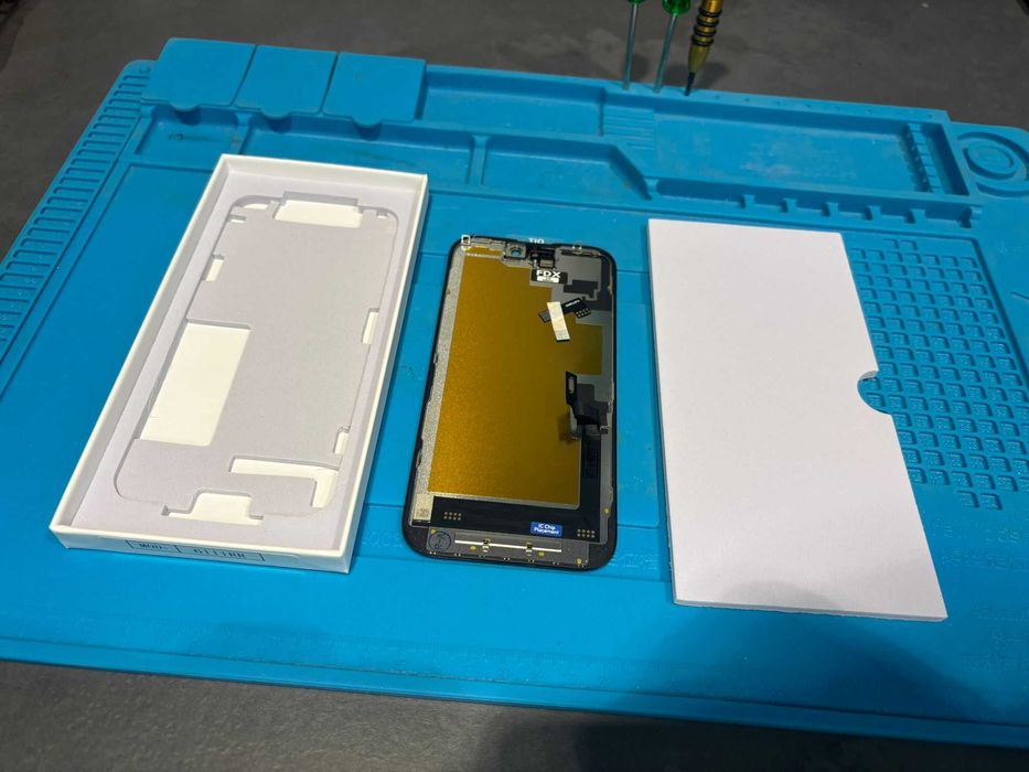 Inlocuire Display iPhone 15 Pro Max Soft OLED, calitate A plus plus plus, ca originalul