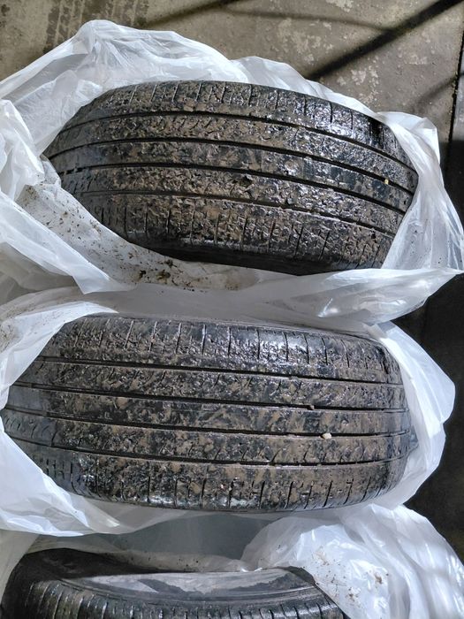 Продам летнию резину на R16