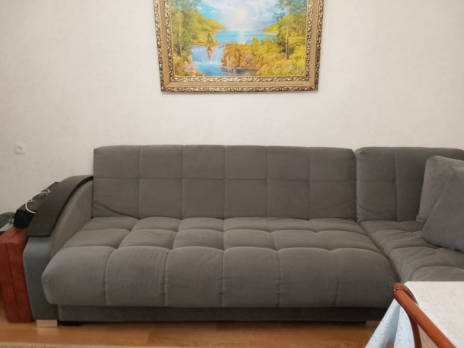 Продам диван и стол раздвижной