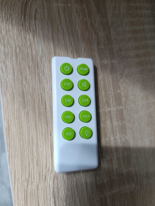 Блутут колонка с микрофон