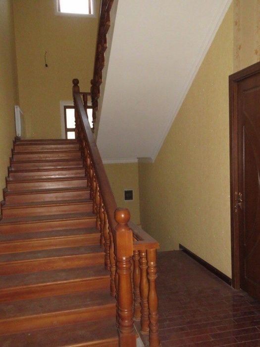 Сдаётся евро Дом Яккасарайский район по ул Ракатбоши 7.5 сот 8 ком