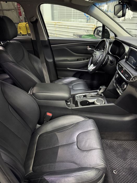 Hyundai santa fe 2020
