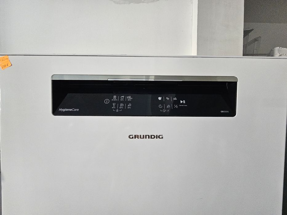 Съдомиялна за частично вграждане Grundig