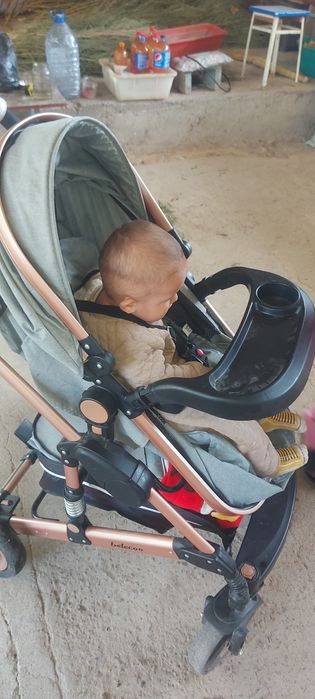 Коляска трансформер 4 месяц пользовались