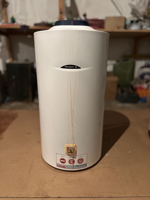 Водонагреватель Ariston серии BLU R ABS