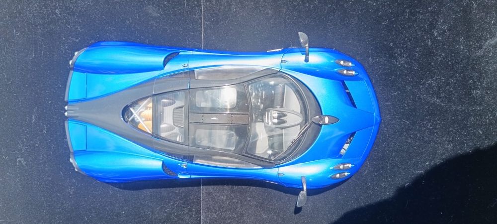 Pagani Huayra autoart
