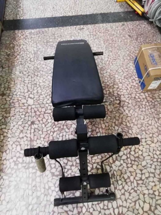 Уред за коремни преси