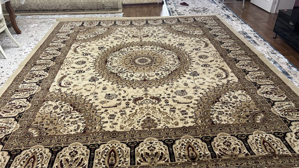 Продам ковры размер 3.5/4