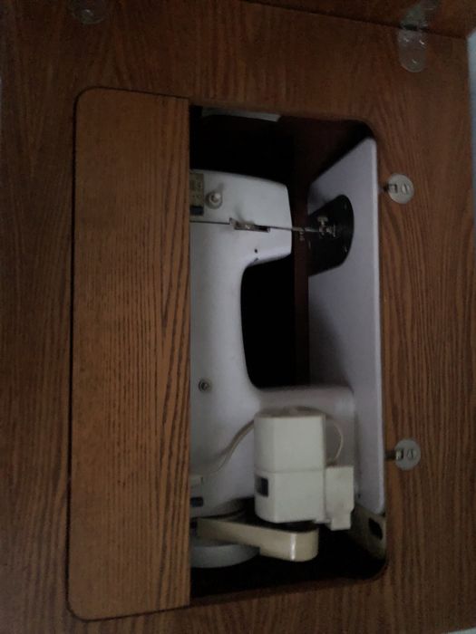 Швейная машинка «тумба»