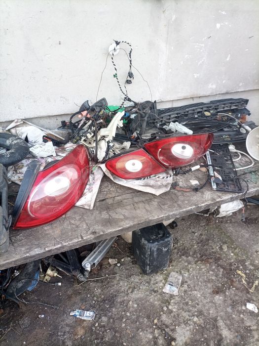 Vând stopuri spate ww cc.