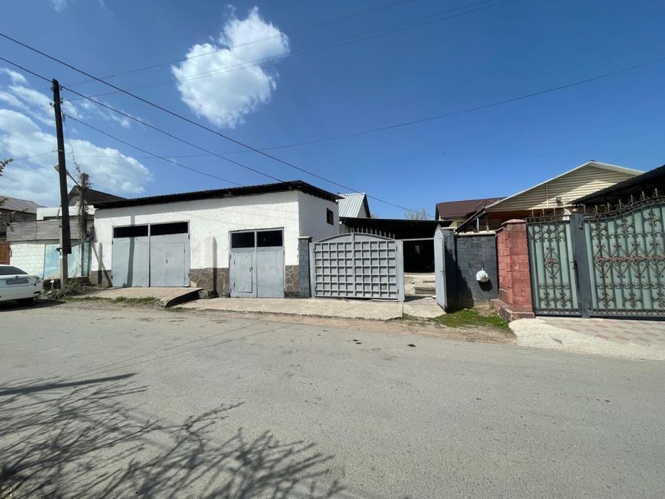 Продается дом в очень хорошем состоянии.