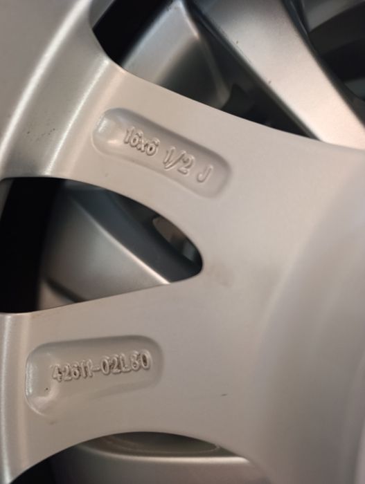 Оригинални джанти 16 цола за TOYOTA