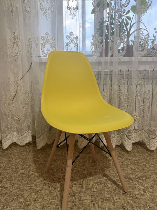 Продам стулья 2 штук