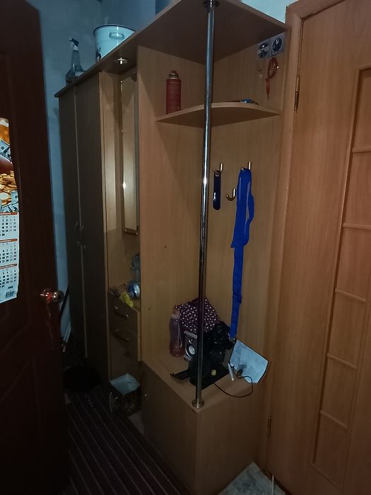 Прихожая продается