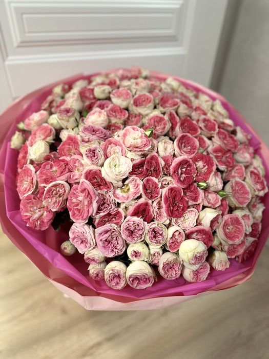 Продаю букет свежих роз 43 куста