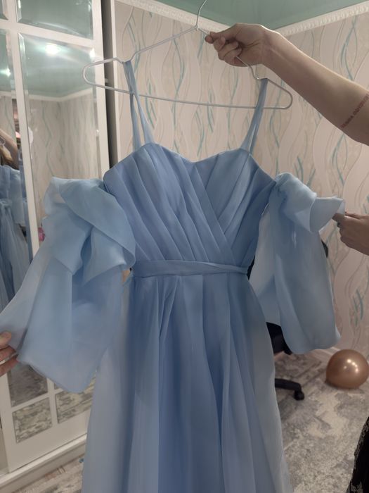 Продам шикарное вечернее платье