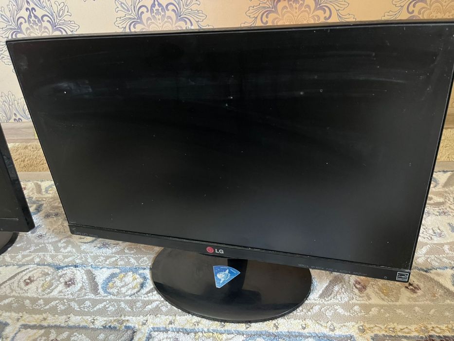 Маниторы и процессор