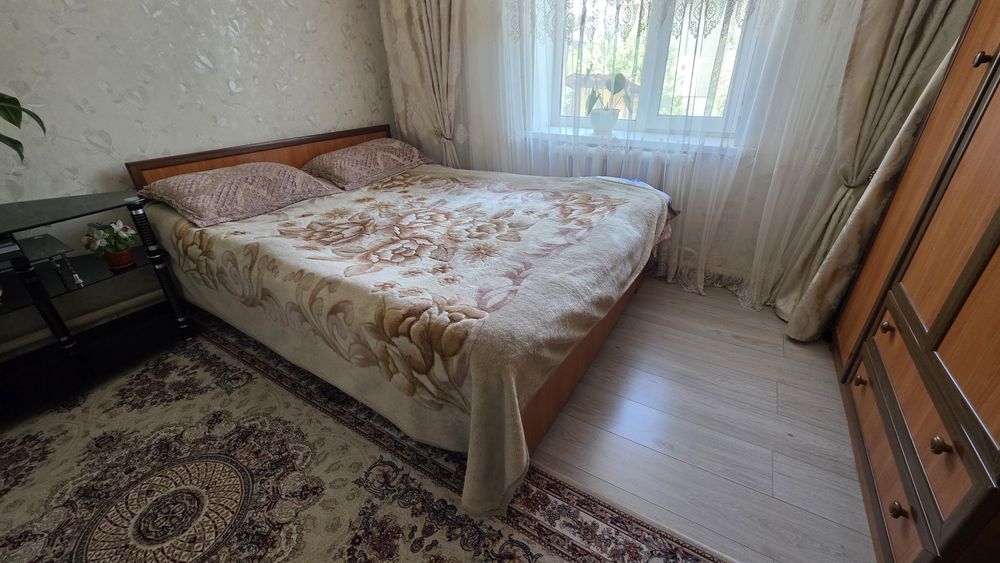 Спальный гарнитур