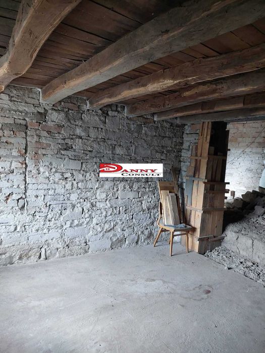 Двуетажна къща за продажба в с. Патреш - общ. Павликени