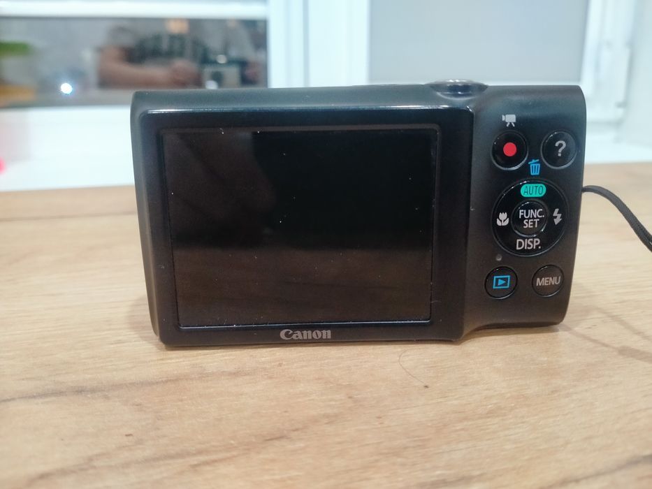 СРОЧНО!Продам цифровой фотоаппарат