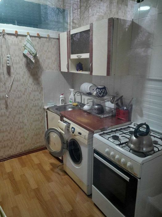 Метро БИЙ/ Капитал банк| 2-комн. 3 из 5 | 56 м2 [FT:003]