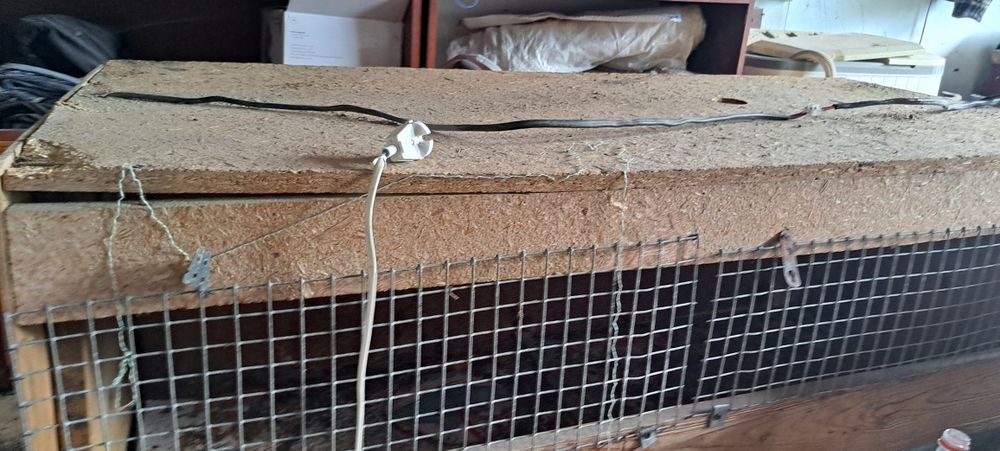 Продам клетки для птиц