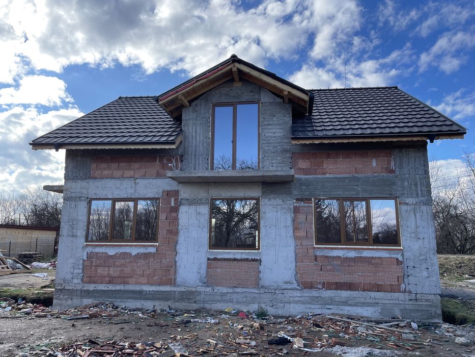 Продава се Къща в Костинброд - 228 кв.м за 961 €/кв.м - Снимка #1