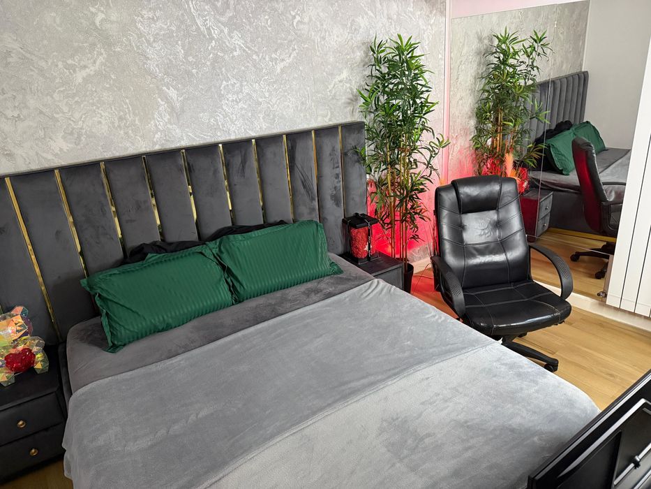 Vând studio de videochat București