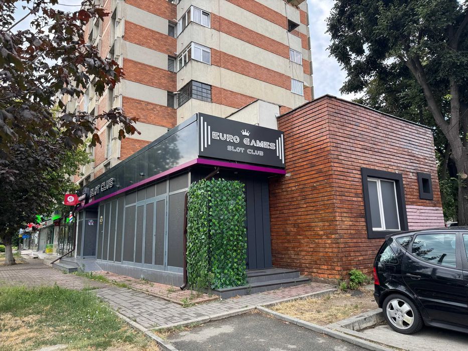 SPATIU COMERCIAL Calea Bucuresti - 160 m2 - McDonalds