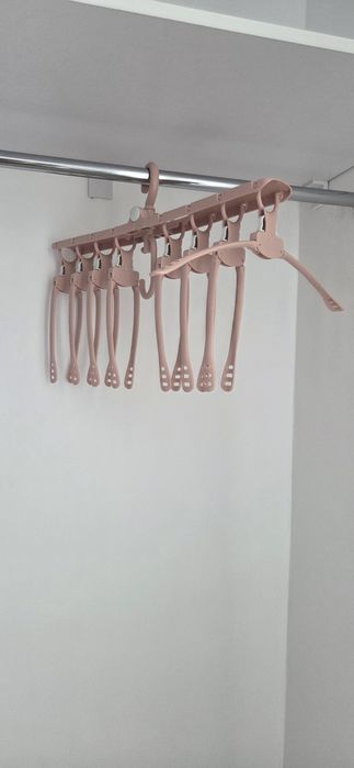 Вешалка  плечики