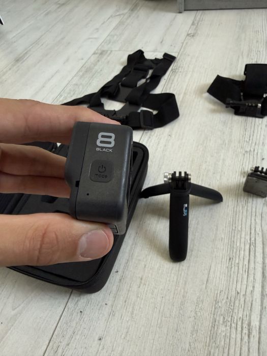 Cameră de acțiune GoPro Hero 8 Black + Pachet de accesorii