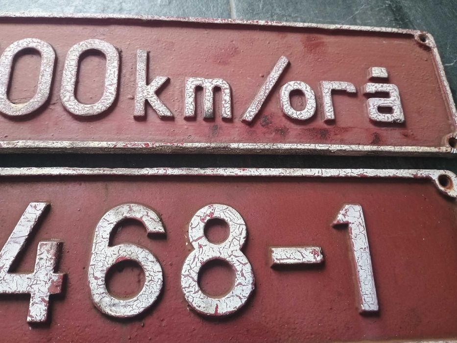 Tabla CFR .Număr locomotivă CFR .Reclama. Tabla veche.