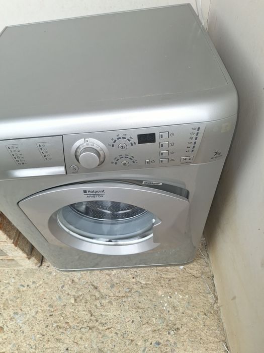 Пералня Ariston HOTPOINT