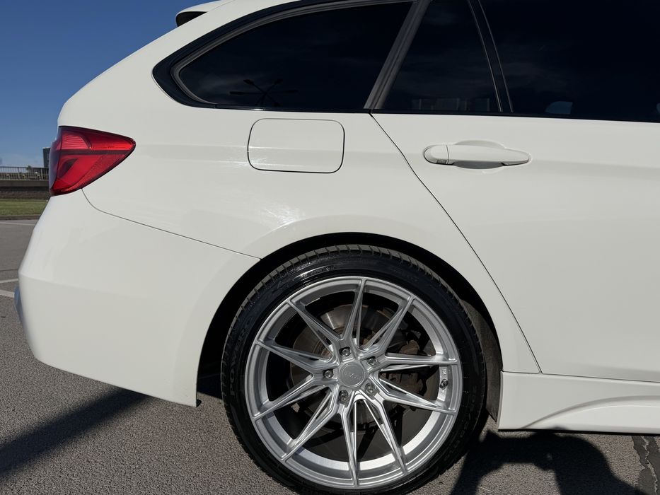 Продавам BMW F31 , 335D