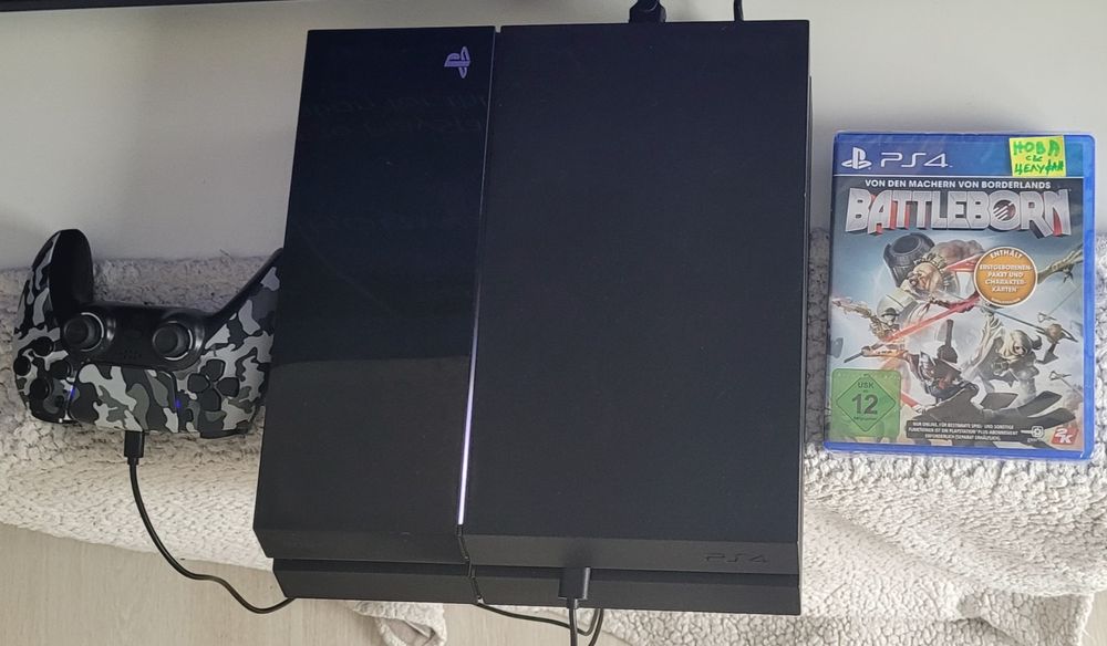 PlayStation 4(2 TB)