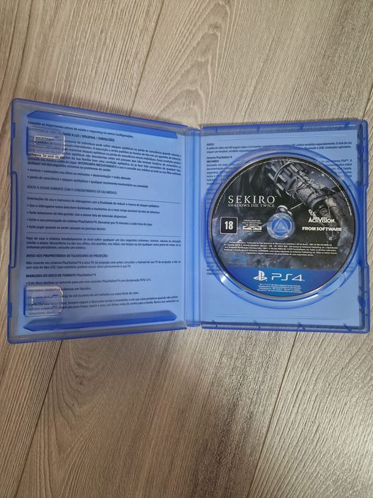 Vând Sekiro Shadows Die Twice