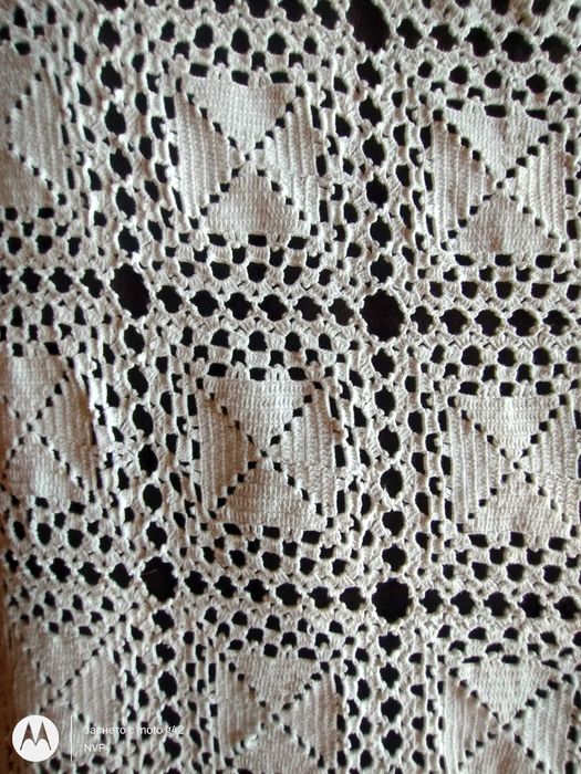 Голямо ръчно плетено покривало за легло