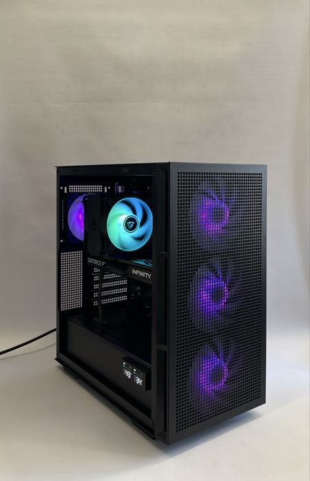 Геймърски компютър AMD Ryzen 7 5800X3D, RTX 5060 Ti 16GB, 32GB ram