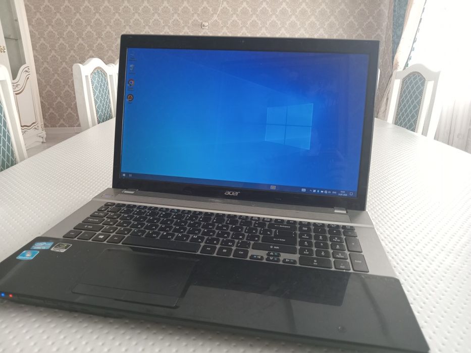 Ноутбук Acer Aspire V3