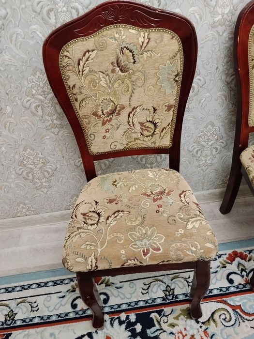 Орындықтар сатылады