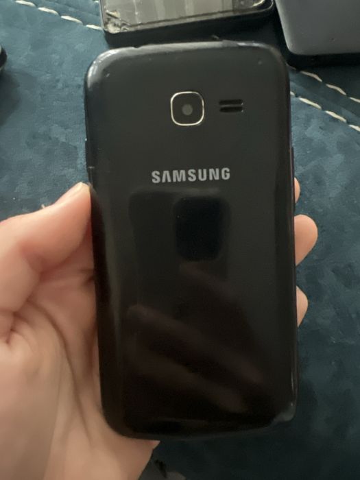 Samsung J1 mini black на запчасть