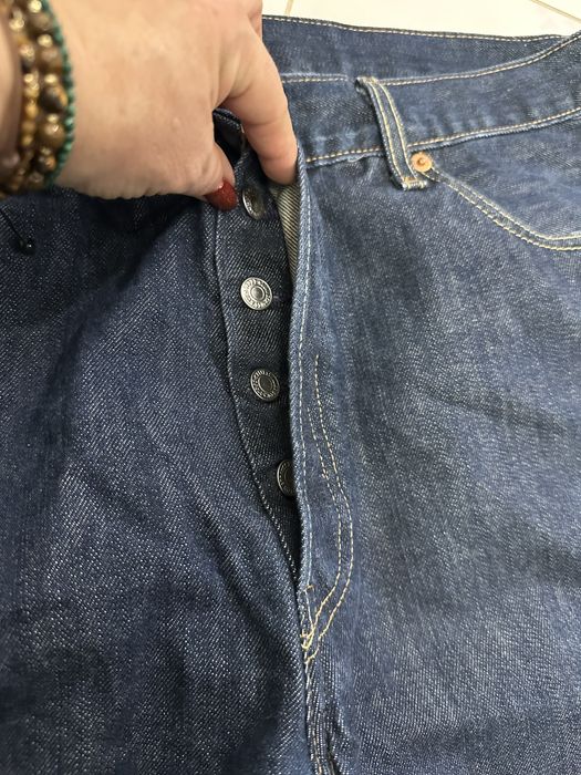 И отново оригинални дънки Levi’s най-предпочитания модел 501 и размер