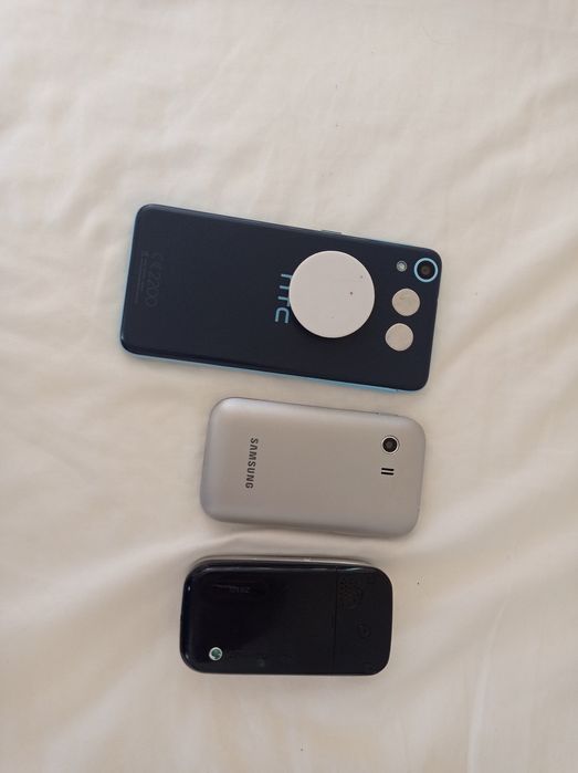 Телефони за части