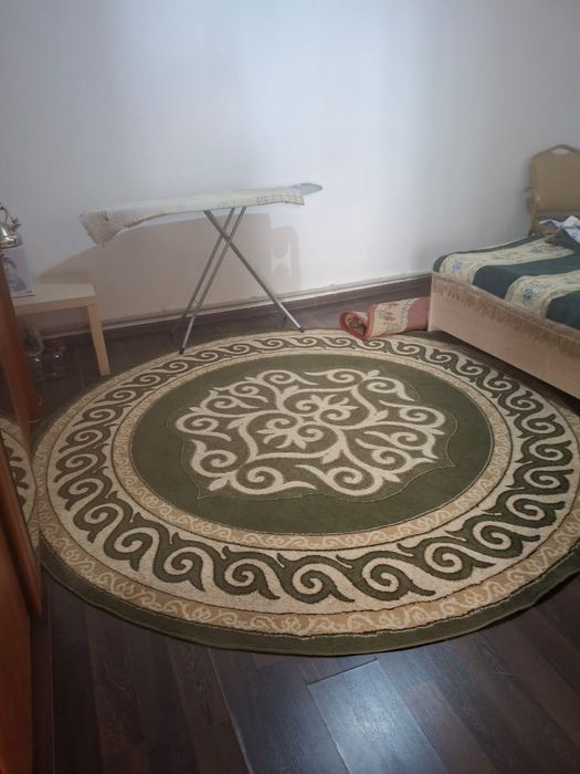 Ковры и паласы в хорошем состоянии