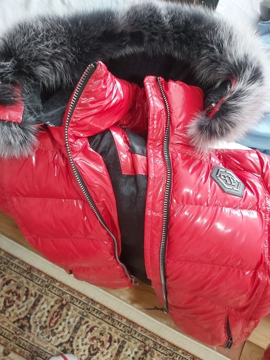 Продам        куртку