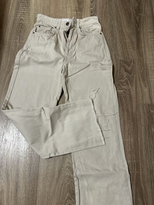 дънки Stradivarius